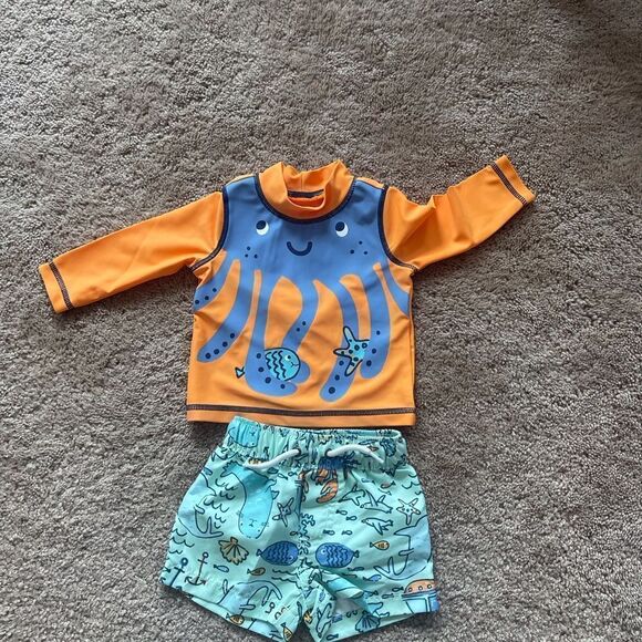 Baby Boys 3 months Swim Set - Picture 3 of 4